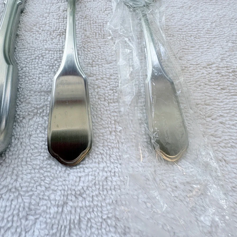 Oneida Community Valley Forge Stainless Flatware 5 Pc. Place Setting Silverware